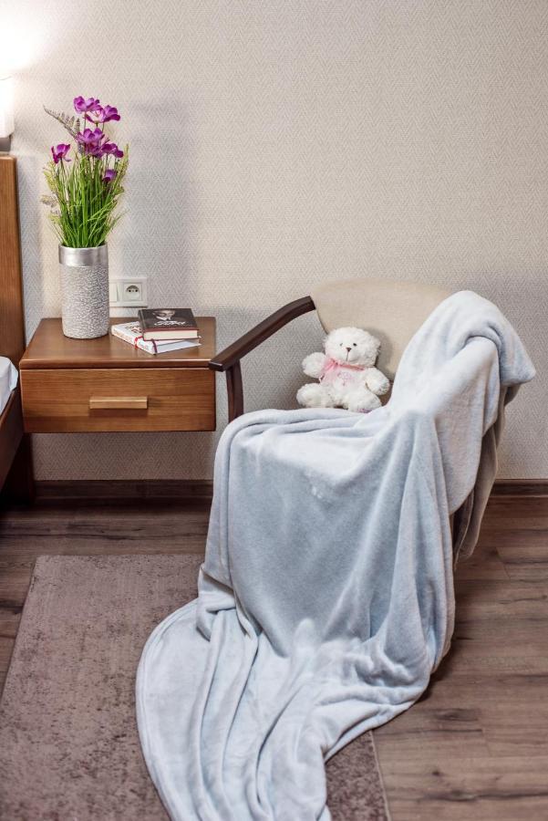 Molex Apartments 3 Чернихив Екстериор снимка