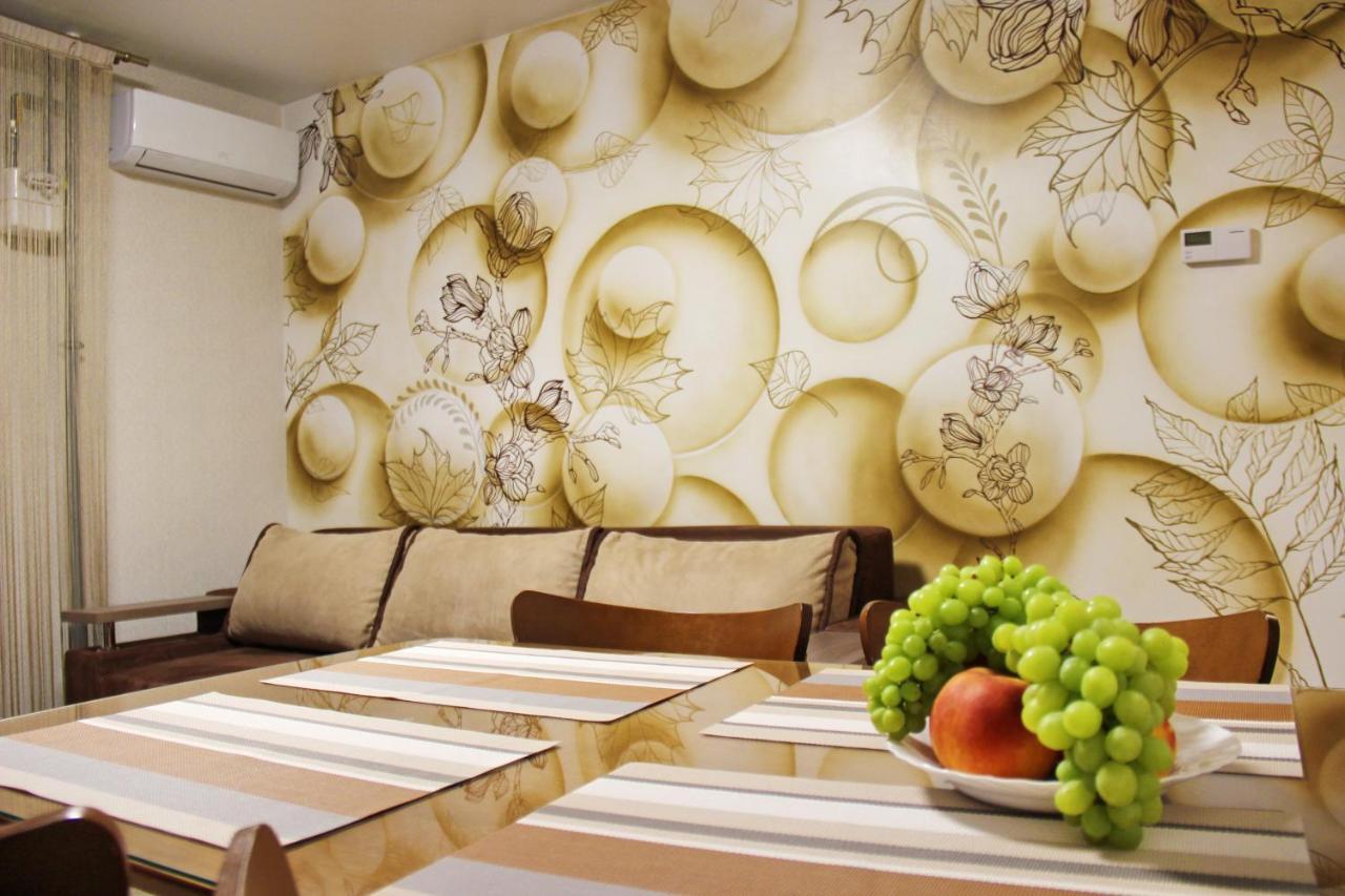 Molex Apartments 3 Чернихив Екстериор снимка